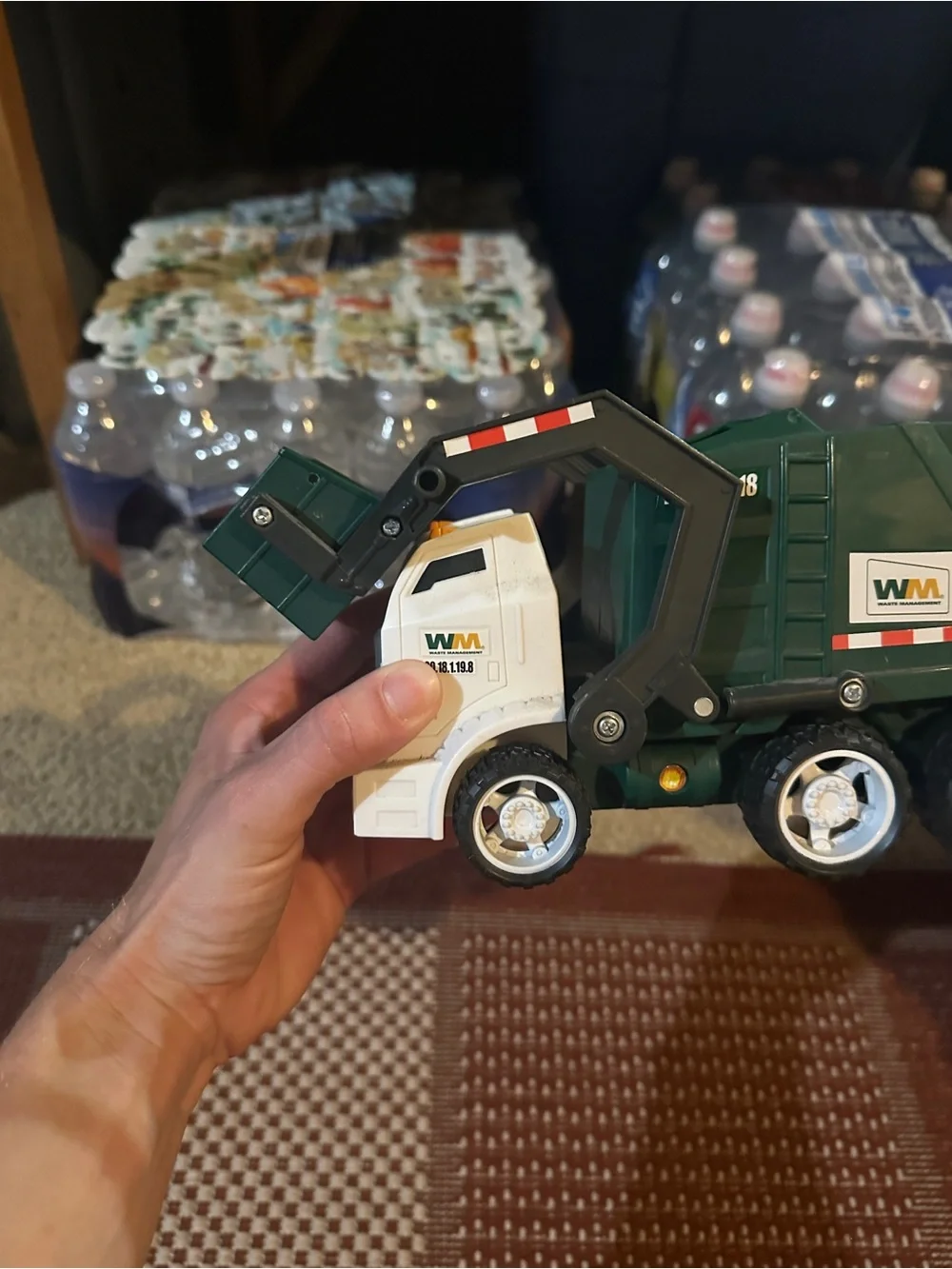 2005 MatchBox Waste Management Garbage Truck